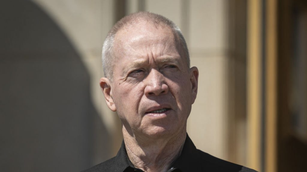 LAPORAN KHUSUS: Yahudi Haredi tolak wajib militer—"Lebih baik mati daripada hidup jadi Zionis" 1 yoav gallant