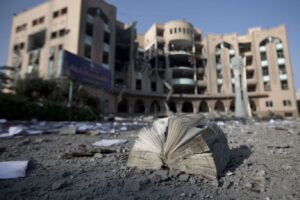 Universitas Islam Gaza Bangkit dari Reruntuhan Demi Masa Depan Palestina 4 Islamic University of Gaza 1
