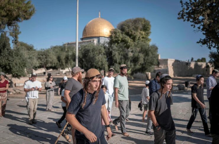 Ratusan Yahudi Ekstrem Israel Lakukan Ritual Talmud di Kompleks Al-Aqsa