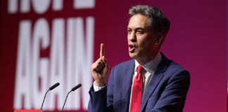 Analisis – Retak, Belum Runtuh: Membaca Pergeseran Inggris terhadap Israel Setelah Pidato Miliband dan Mosi Partai Hijau